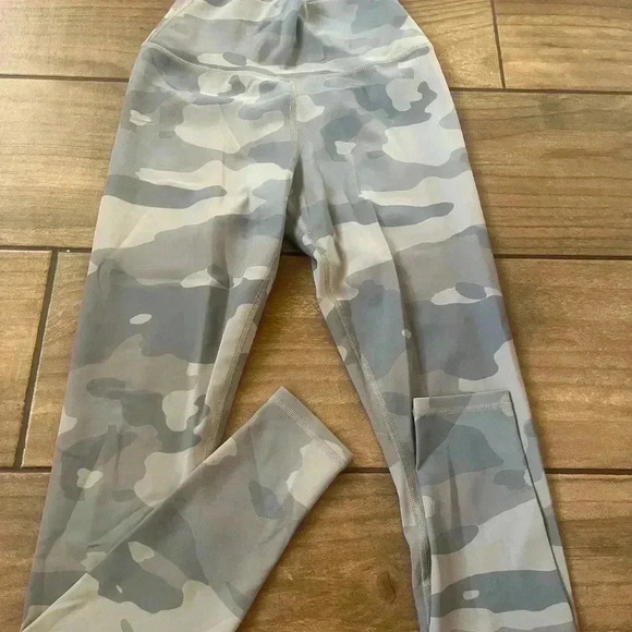 ALO vapor legging camo xsmall - Picture 3 of 4